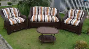 Moveis em fibra sintética