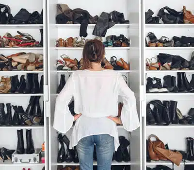 Capacidade das Sapateiras com Espelho