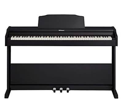 2 - Piano Digital ROLAND RP102