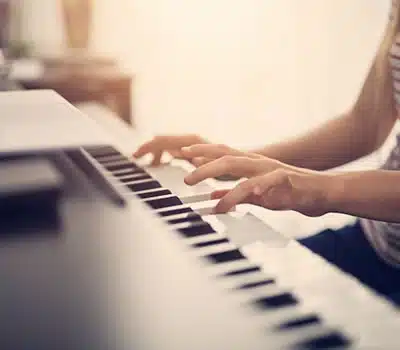 O Que É um Piano Digital