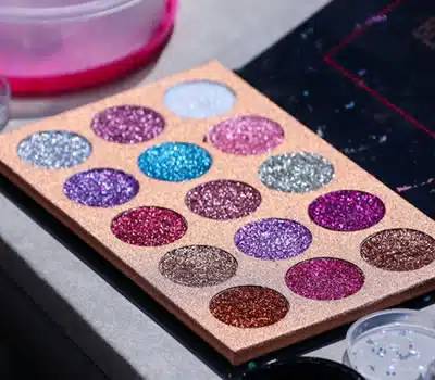 Sombra com Glitter em Paletas ou Unitárias