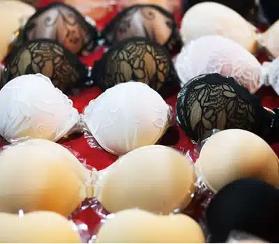 Material dos Sutiãs Adesivos