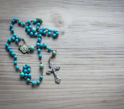 Símbolos de Santos nos Terços