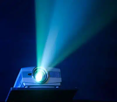 Lúmens dos Mini Projetores