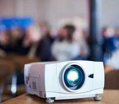 Vida Útil da Lâmpada LED dos Mini Projetores